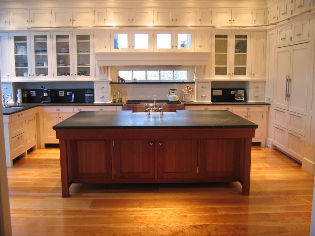 Kitchen Gallery - Wheaton - Humming Bird Woodworks